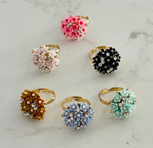 Load image into Gallery viewer, Daisy Ring
