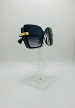 Load image into Gallery viewer, Luxe Sunglasses
