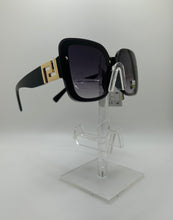 Load image into Gallery viewer, Olivia Sunglasses
