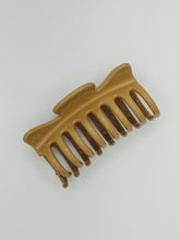 Load image into Gallery viewer, Neutral Hair Claw
