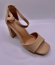 Load image into Gallery viewer, Classic high heels
